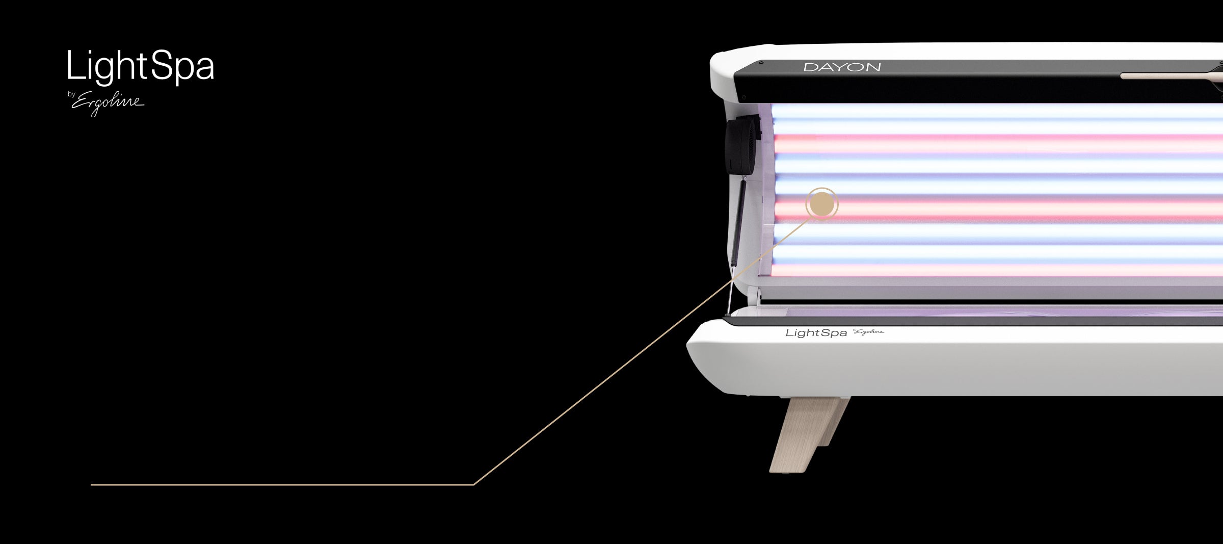 Close-up Ansicht der linken Hälfte des DAYON LightSpa Hybrid Heimsolariums auf schwarzem Hintergrund, dass die Solarium Röhren via Innenansicht des Gerätes zeigt