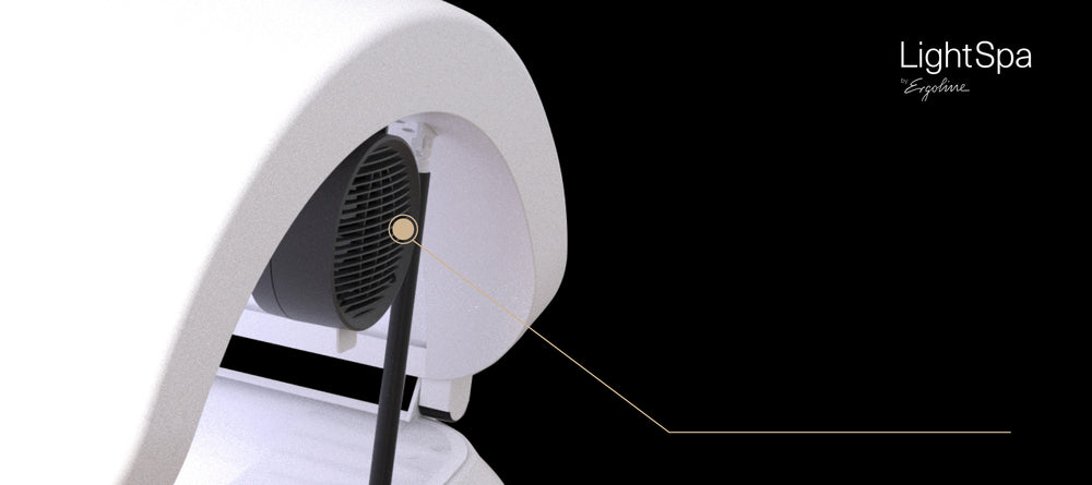 Close-up Ansicht des rechten, äußeren, oberen Ecks des DAYON LightSpa Hybrid Heimsolariums auf schwarzem Hintergrund, dass die Silent Cooling & Aroma Funktionalität in Form eines mini Ventilators zeigt